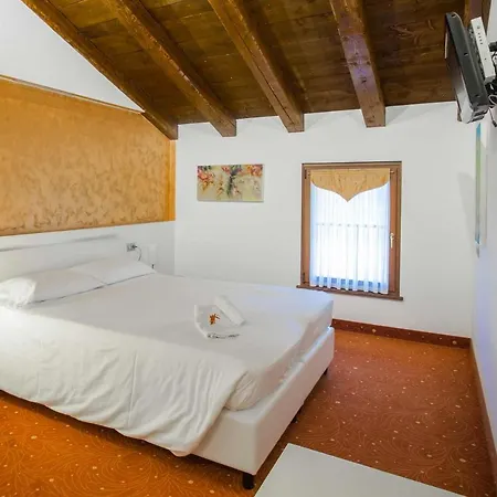 & Wellness Torricella Szálloda San Vito al Tagliamento